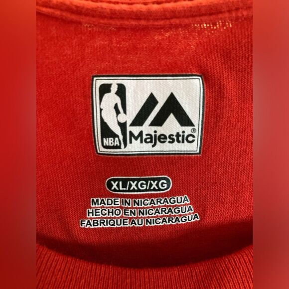 NBA Majestic Toronto Raptors Red T-Shirt, Size XL - Picture 2 of 3